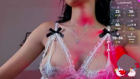 emycarver09 online show from February 27, 11:10 am