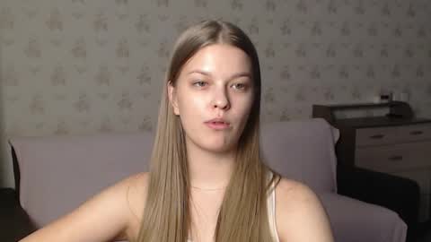 EmySway online show from December 22, 2:20 pm