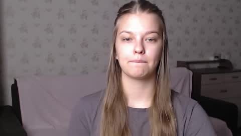 EmySway online show from November 13, 2:38 pm