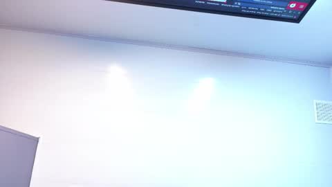 EnchantressQueen online show from December 15, 6:57 pm