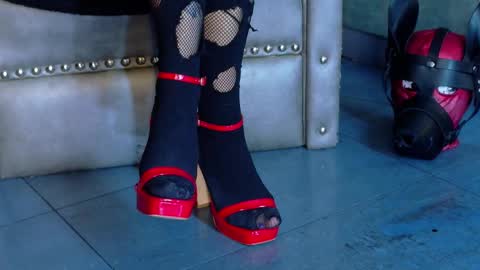 EnchantressQueen online show from January 31, 7:11 pm