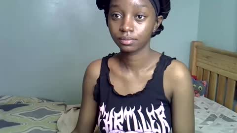 Snapshot of enkarxx chatting on February 19, 12:00 pm enkarxx online show from February 19, 12:00 pm