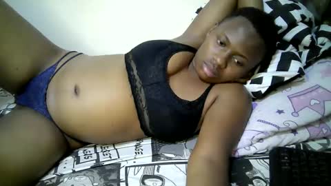 Ell online show from April 8, 7:38 pm