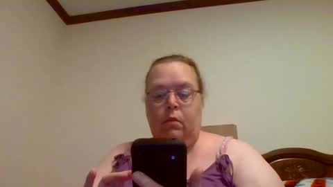 Snapshot of epic_ginger chatting on September 15, 12:35 pm epic_ginger online show from September 15, 12:35 pm