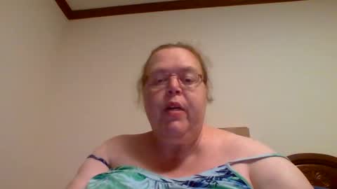 Snapshot of epic_ginger chatting on September 21, 12:31 am epic_ginger online show from September 21, 12:31 am