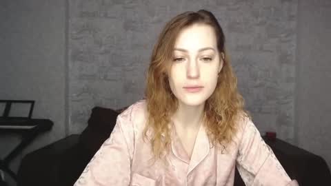 Erdbeeren mit Sahne online show from March 10, 4:07 am