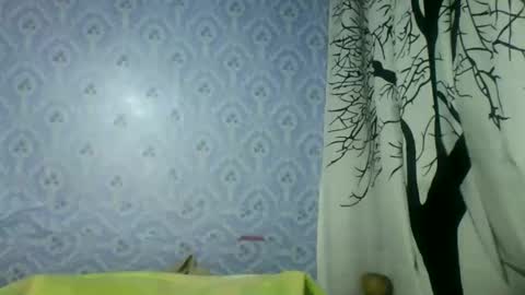 erica0586 online show from September 16, 6:05 pm