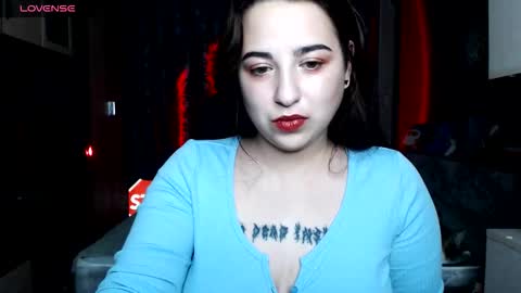 erica_mills online show from November 8, 6:13 pm