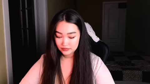 Erica Wayne online show from March 11, 3:12 pm