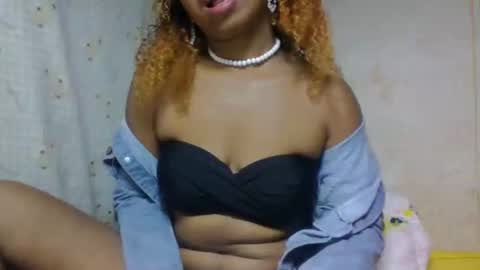 erolinee online show from September 13, 3:53 pm