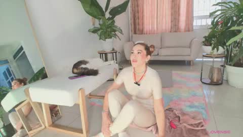 TINY  online show from September 10, 6:19 pm