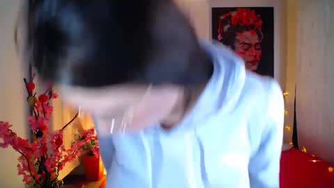 Esmeralda online show from February 11, 3:08 pm