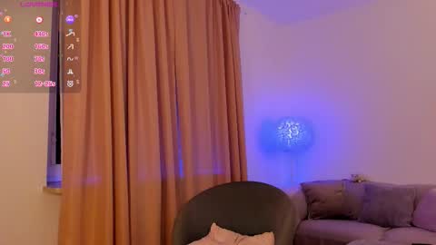 Esmi online show from November 26, 5:14 pm