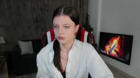 esteria online show from December 25, 9:11 pm