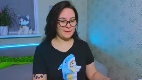 EsterPlayful online show from December 5, 10:16 am