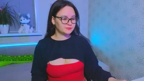 EsterPlayful online show from December 1, 10:30 am