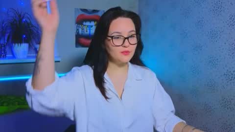 EsterPlayful online show from November 21, 9:55 am