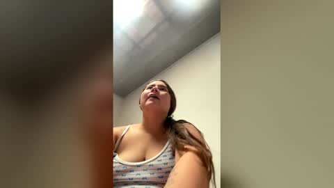 estrella online show from February 23, 8:52 pm