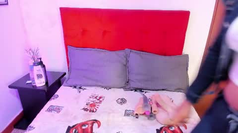 Estrella Ammith online show from June 15, 3:56 pm