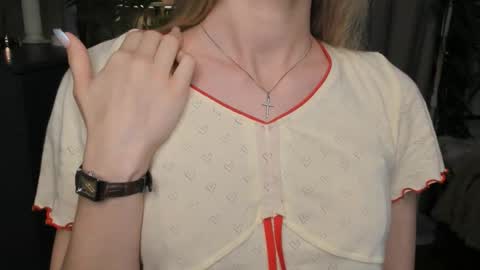 Natalie online show from November 8, 6:07 am