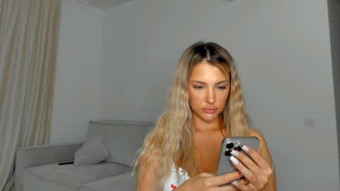 Snapshot of ethel_alen chatting on October 23, 5:08 pm Ethel online show from October 23, 5:08 pm