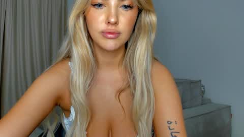 Snapshot of ethel_alen chatting on October 30, 7:37 pm Ethel online show from October 30, 7:37 pm