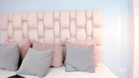 Eva  online show from March 5, 4:08 am