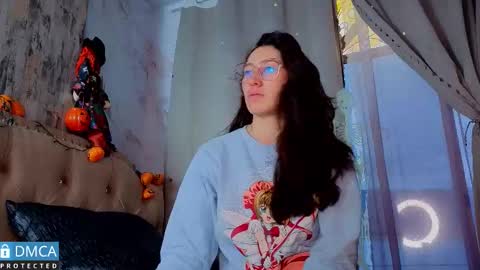 eva delight online show from October 29, 11:25 am