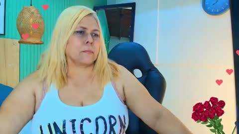 eva_love49 online show from February 25, 7:56 pm