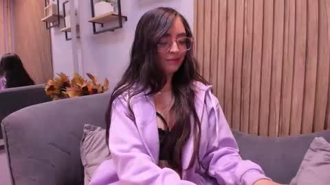 Snapshot of eva_macalliter chatting on September 13, 3:58 am Angelinne online show from September 13, 3:58 am