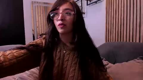 Snapshot of eva_macalliter chatting on September 10, 1:55 pm Angelinne online show from September 10, 1:55 pm