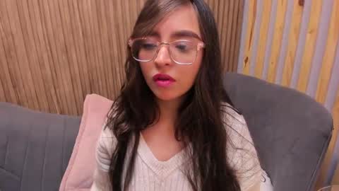 Snapshot of eva_macalliter chatting on February 7, 3:02 am Angelinne online show from February 7, 3:02 am