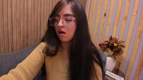 Snapshot of eva_macalliter chatting on February 13, 2:45 am Angelinne online show from February 13, 2:45 am