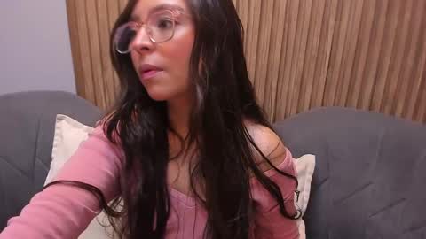 Snapshot of eva_macalliter chatting on December 6, 3:08 am Angelinne online show from December 6, 3:08 am