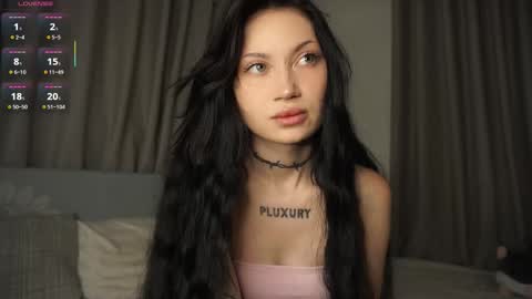 Eva online show from October 31, 4:00 pm