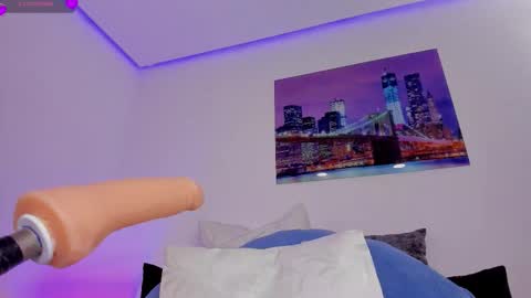 Eva online show from October 4, 3:49 pm