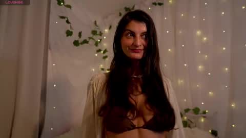 EVA  online show from February 19, 2:55 pm