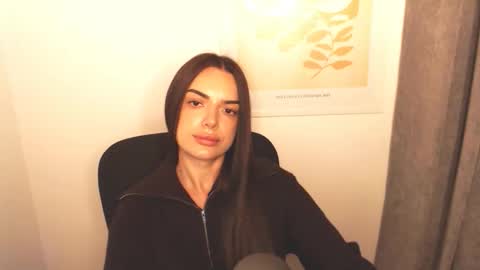 Eva online show from December 2, 3:36 pm