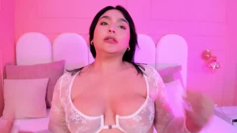 eva_saintt online show from December 5, 4:45 am