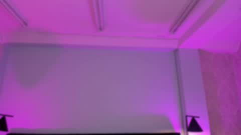 Snapshot of evaa_stevens chatting on October 20, 11:57 am julieth online show from October 20, 11:57 am