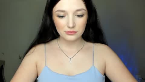 Snapshot of evaamillerr chatting on February 26, 8:24 pm Eva online show from February 26, 8:24 pm