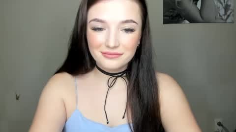 Snapshot of evaamillerr chatting on January 16, 9:40 pm Eva online show from January 16, 9:40 pm