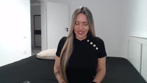 Snapshot of evabomb chatting on January 29, 9:17 pm EvaBomb online show from January 29, 9:17 pm