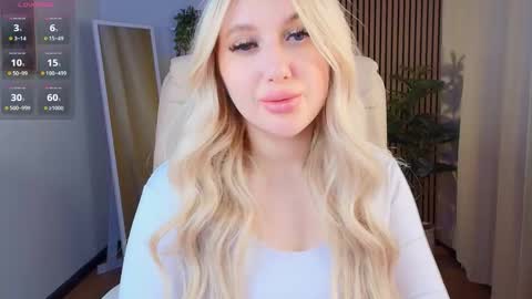 Eva  online show from March 20, 3:44 am