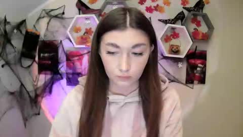 Snapshot of evachaturbatte chatting on October 20, 8:28 am Evachaturbatte online show from October 20, 8:28 am