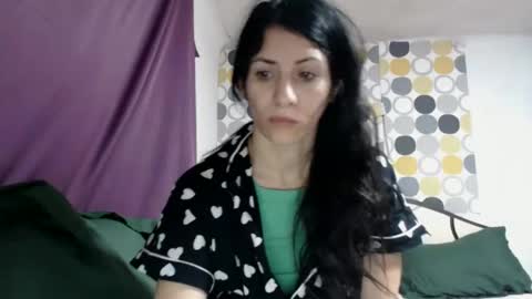 hornycrissyyourlove online show from October 29, 4:28 am