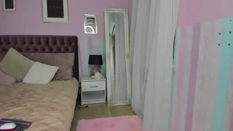 Eva online show from March 6, 7:14 am