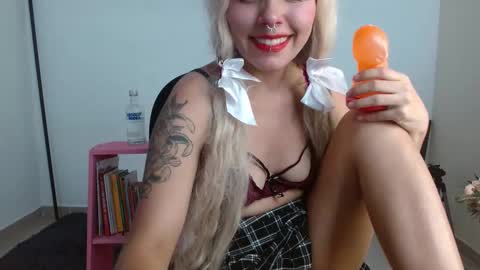evamaria_0 online show from March 9, 7:26 pm
