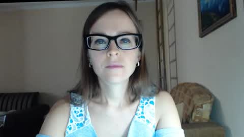 Snapshot of evangeline06 chatting on September 30, 8:42 am YourMistress online show from September 30, 8:42 am