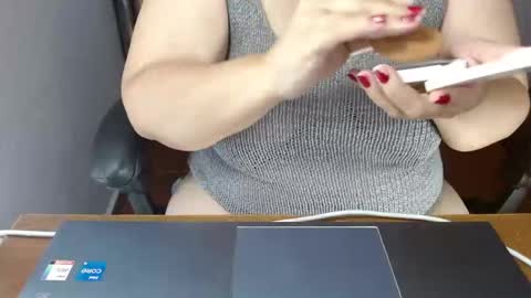 Victoria online show from December 1, 1:25 pm